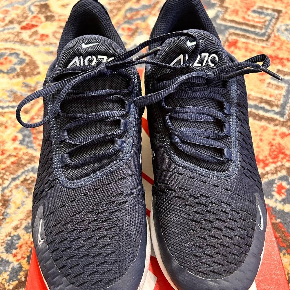 Nike Air Max 270